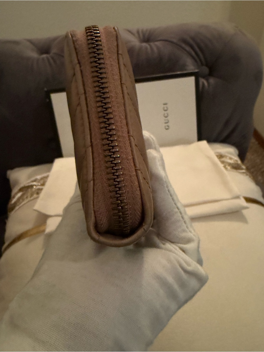 🔥EUC Gucci GG Marmont Quilted Zip-around Wallet in Taupe retails 750🔥 - Picture 5 of 16